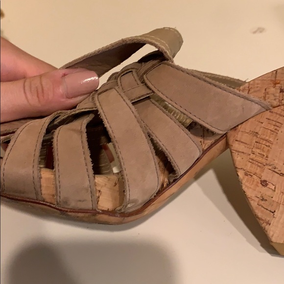 Cork Wedges by Stuart Weitzman - Picture 2 of 11